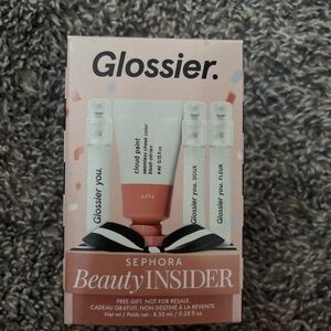 glossier set